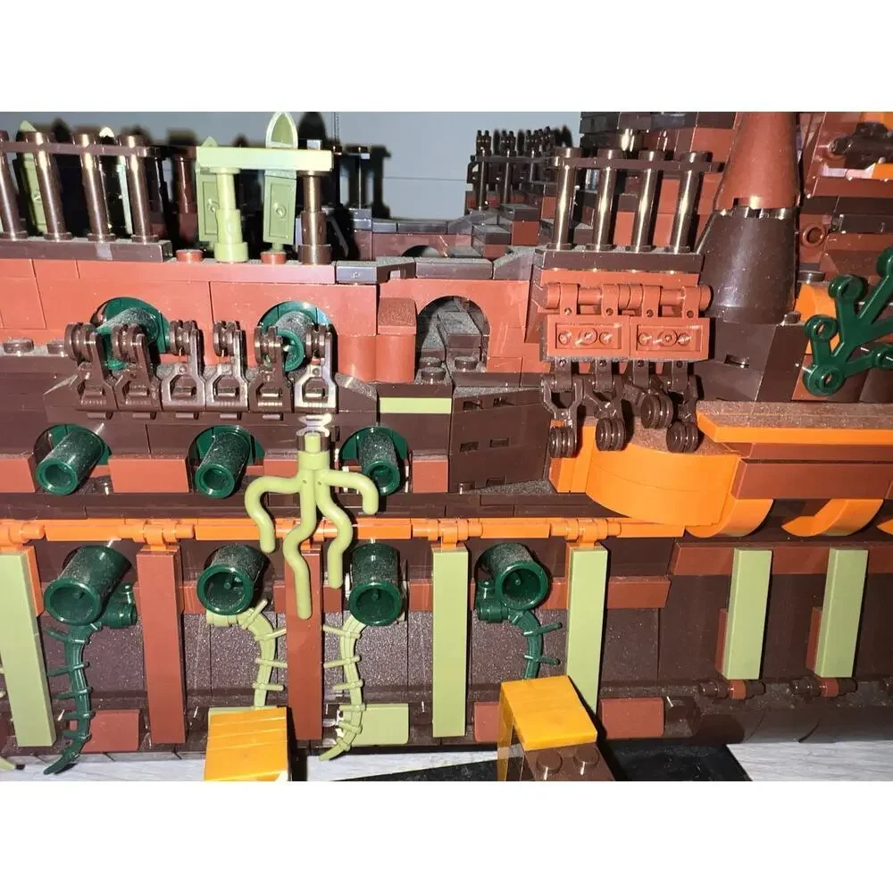 Mould King 13138 Pirates Ship Model Building Blocks Kit Dutchman NEW